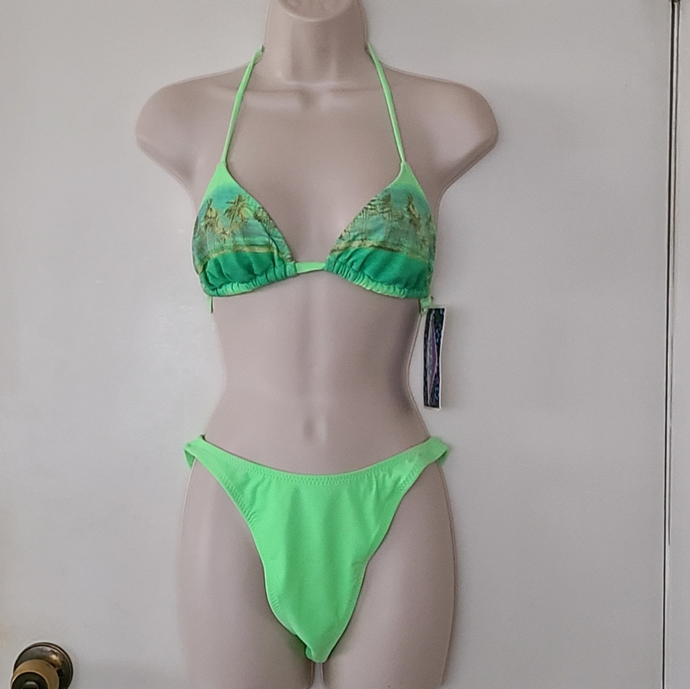 Palm Trees 🌴 Printed Green Bikini